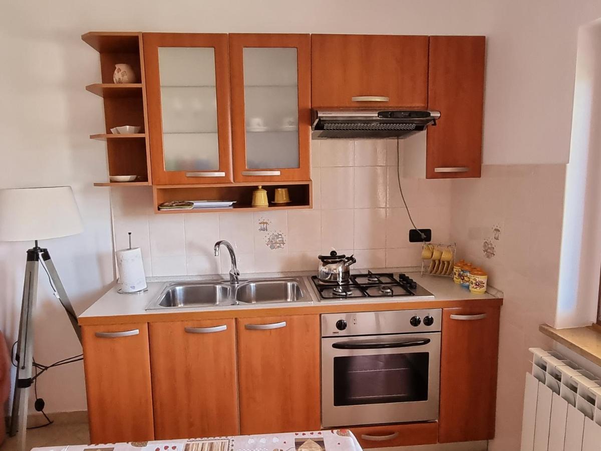 N&G Apartments Rovigno Esterno foto